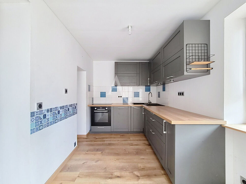 Vente Maison Maison La Pommeraye 8 pièce(s) 152 m2 Mauges sur loire