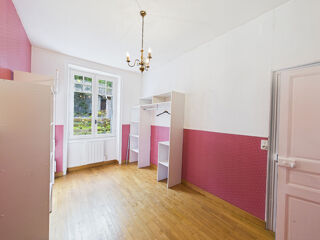  Maison � vendre 10 pi�ces 180 m�