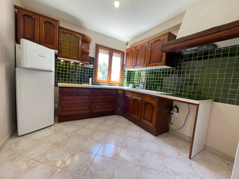 Location Appartement À LOUER - Appartement T4 de 67 m² avec balcons, cave et parking privatif - Les Milles Aix en provence