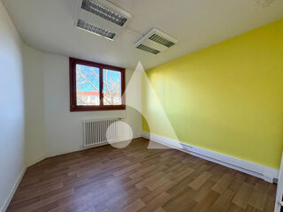  Maison � vendre 12 pi�ces 243 m�