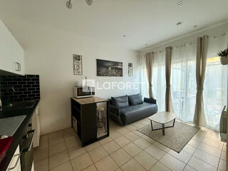  Appartement à louer 2 pièces 37 m²