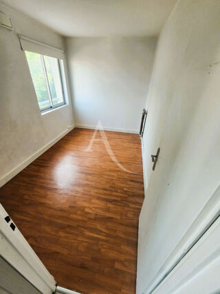  Appartement  vendre 5 pices 77 m
