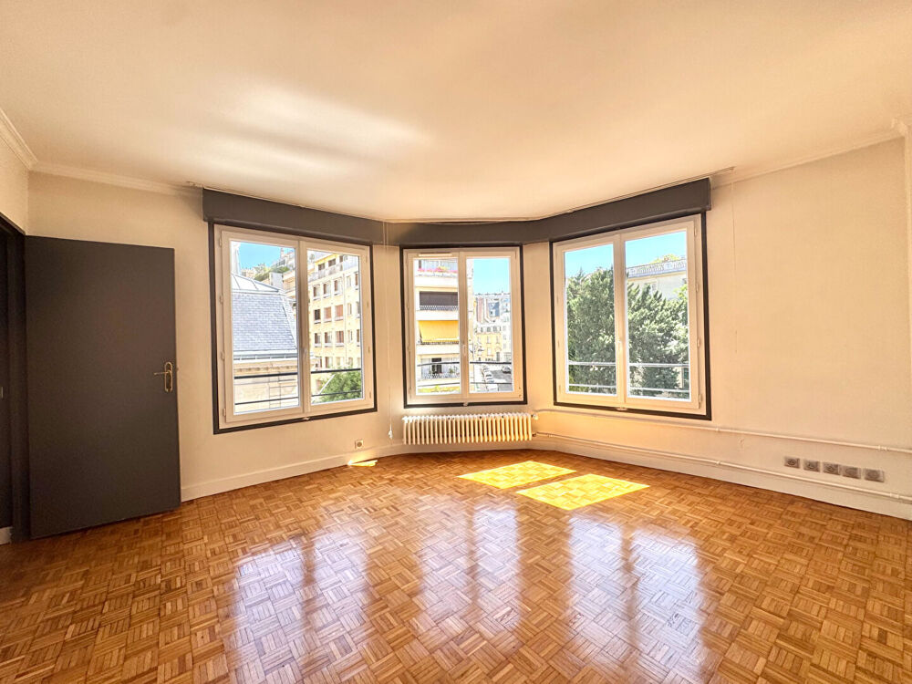 Vente Appartement VASTE APPARTEMENT DE CHARME - Appartement Paris 4 pièce(s) 111.46 m2 Paris 16