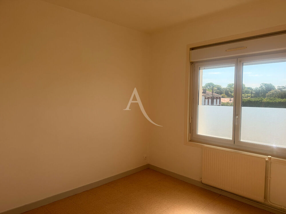 Location Appartement Appartement Saint Jean D Angely 4 pièce(s) 73 m2 Saint jean d angely