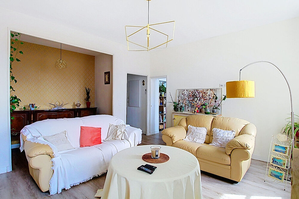 Vente Appartement A VENDRE EN EXCLUSIVITÉ DRAGUIGNAN SUPERBE APPARTEMENT T3 SPACIEUX de 100 m² en centre ville Draguignan