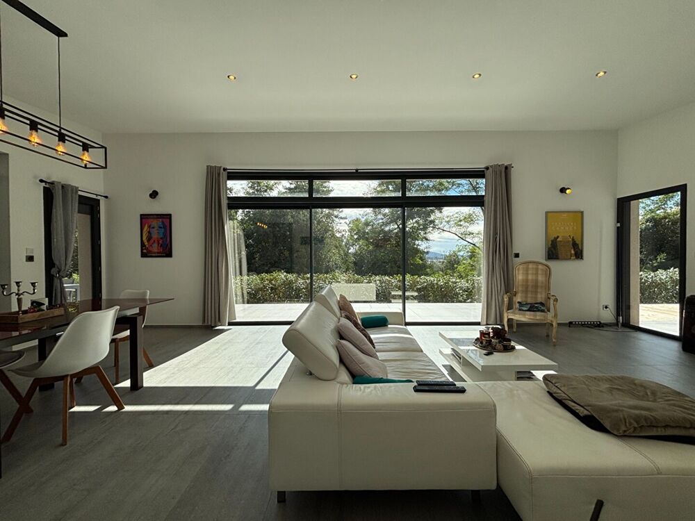 � vendre  Maison Mont�limar (26200)