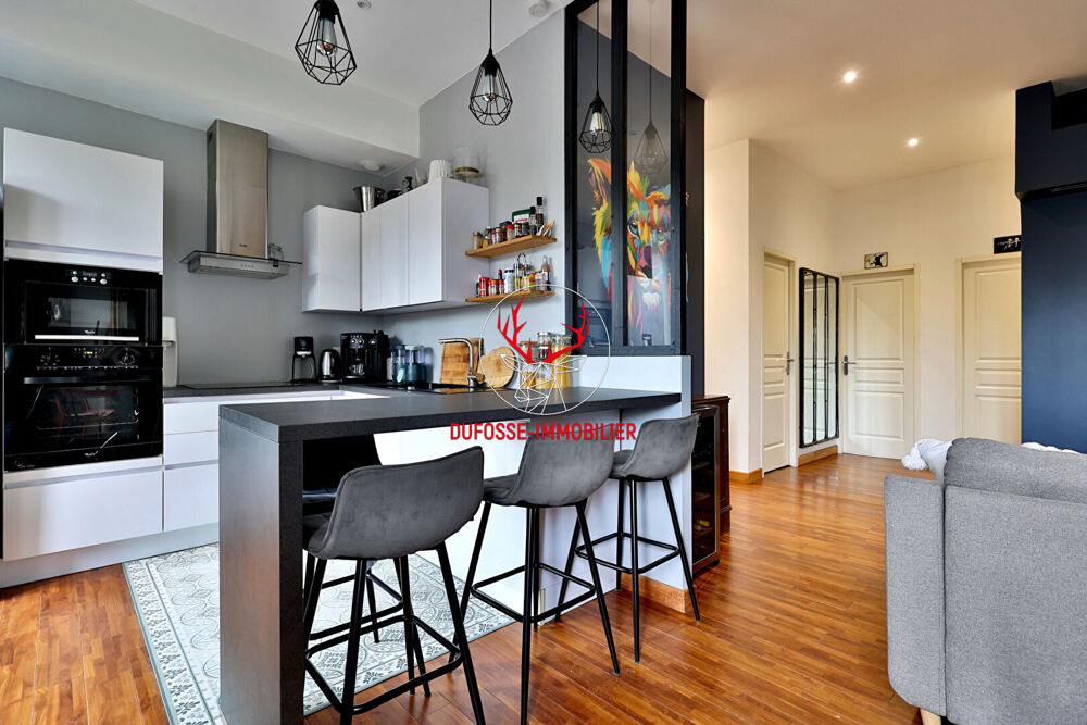 Appartement de caractère rénové, jardin privatif 120 m² et 3 parkings