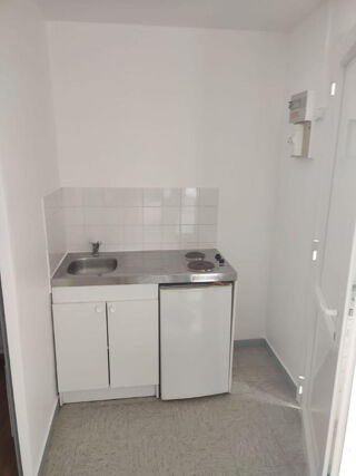  Appartement à louer 1 pièce 19 m²
