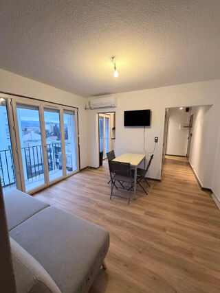  Appartement à louer 2 pièces 37 m²