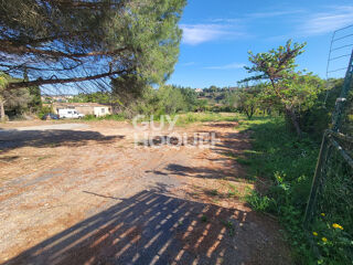  Terrain à vendre 740 m²