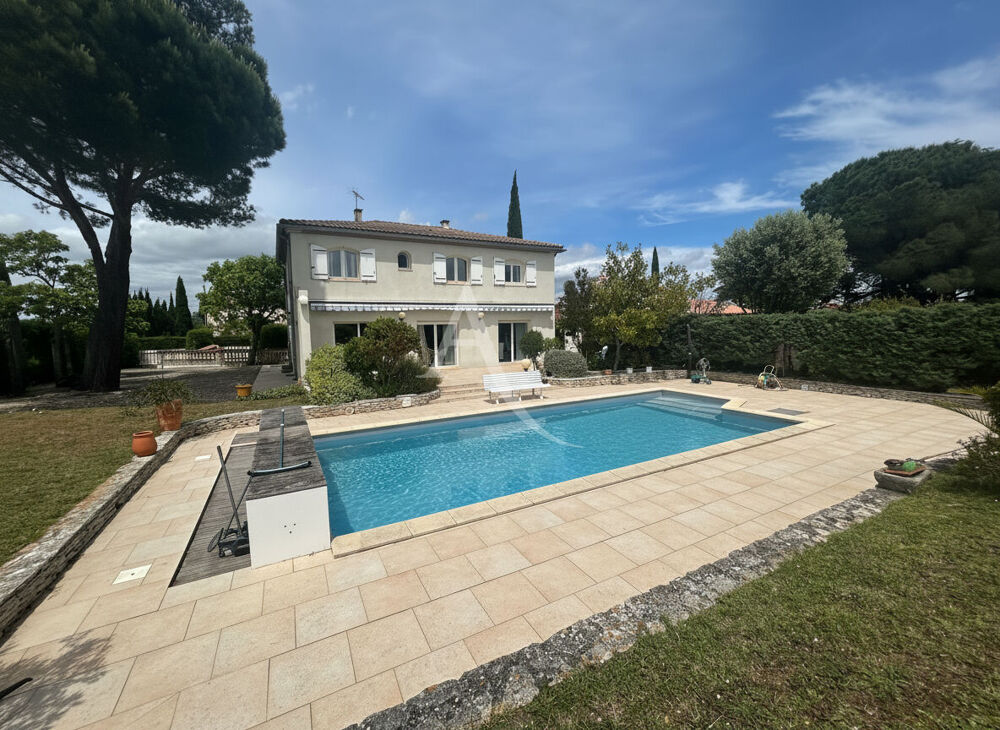 Maison à Carcassonne avec piscine et garage