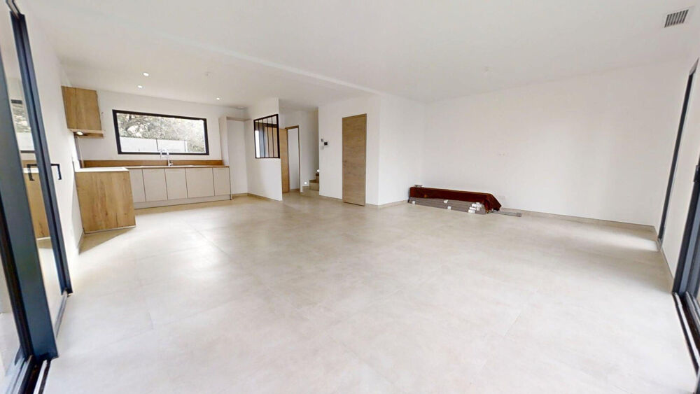Maison Six Fours Les Plages 4 pièce(s) 100 m2
