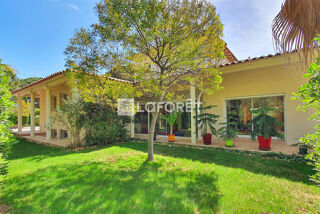  Maison à vendre 8 pièces 258 m²