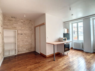  Appartement à louer 1 pièce 23 m²