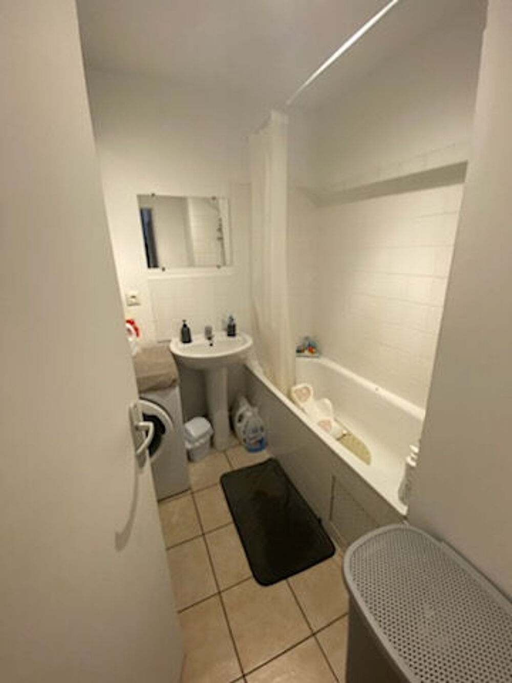 Location Appartement À louer, appartement d'une surface habitable de 52 m², 2 pièces à AMIENS (80000). Amiens