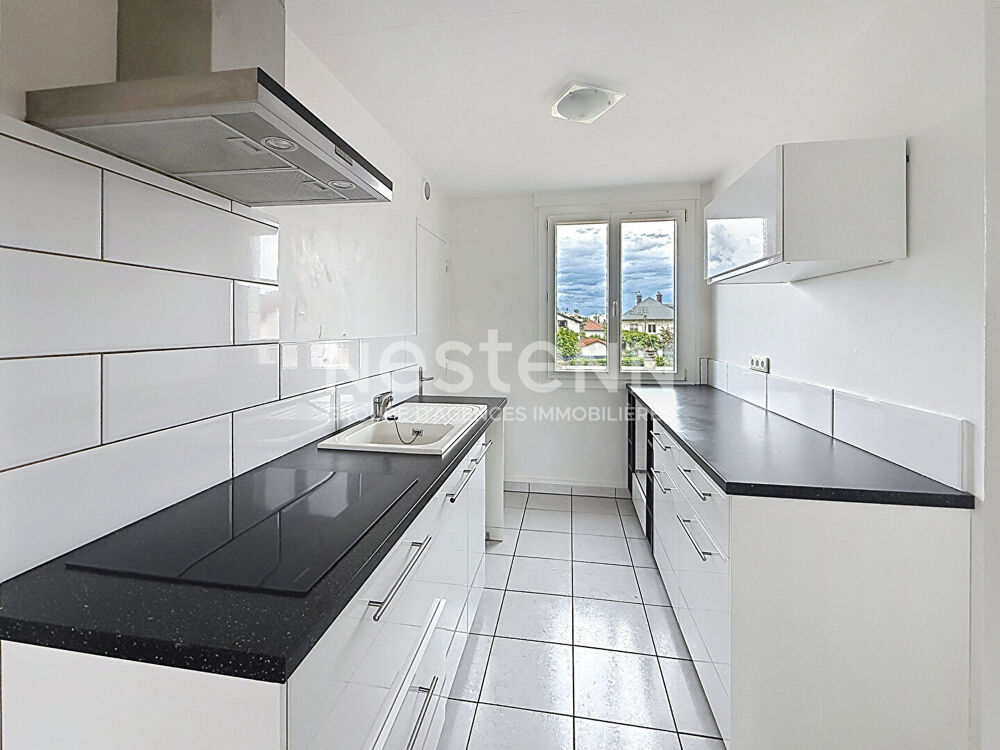 Location Appartement Appartement Type 4 pièces Traversant Moderne avec 2 chambres et un balcon - 69500 BRON Bron