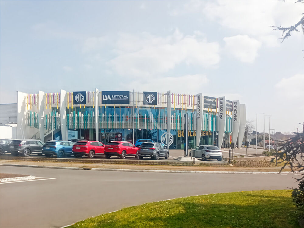   Challans, bureaux 191m² 