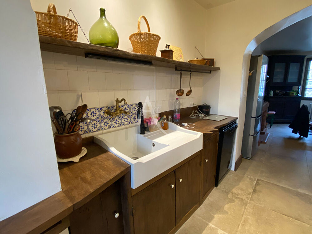 Montirat, maison de type 8 de 285 m²