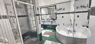  Maison  vendre 8 pices 265 m