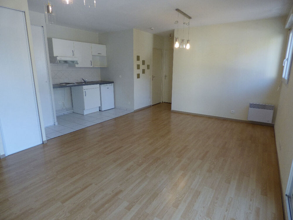 Location Appartement Appartement 2 pièces 41.38m2 avec Balcon/Cave/Parking - Centre Ville Evreux