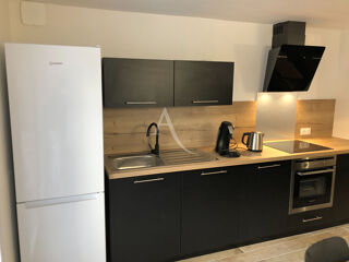 Appartement à louer 2 pièces 37 m²
