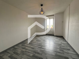  Appartement à louer 1 pièce 28 m²