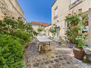  Maison � vendre 8 pi�ces 230 m�