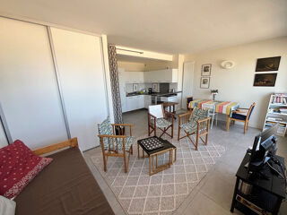  Appartement à louer 2 pièces 45 m²