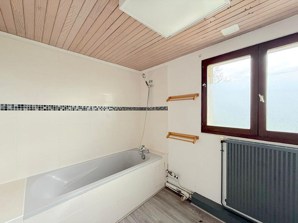 Location Maison A LOUER MAISON DE 160 M2 AVEC JARDIN - SECTEUR AMBARES ET LAGRAVE / SAINT VINCENT DE PAUL St vincent de paul