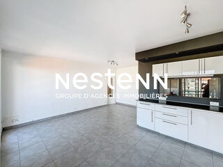 Location Appartement Appartement Bron 3 pièces avec Ascenseur Cave  Parking et Garage Secteur Pagère - 69500 BRON Bron