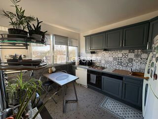  Appartement � vendre 5 pi�ces 92 m�