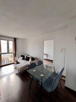  Appartement à louer 3 pièces 53 m²