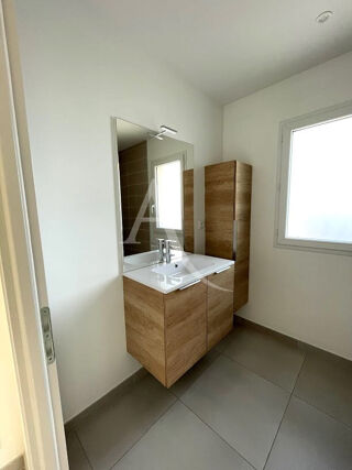  Maison � louer 3 pi�ces 77 m�