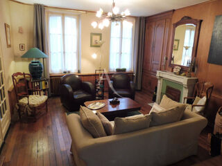  Maison  vendre 9 pices 216 m