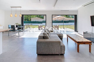  Maison � vendre 6 pi�ces 185 m�