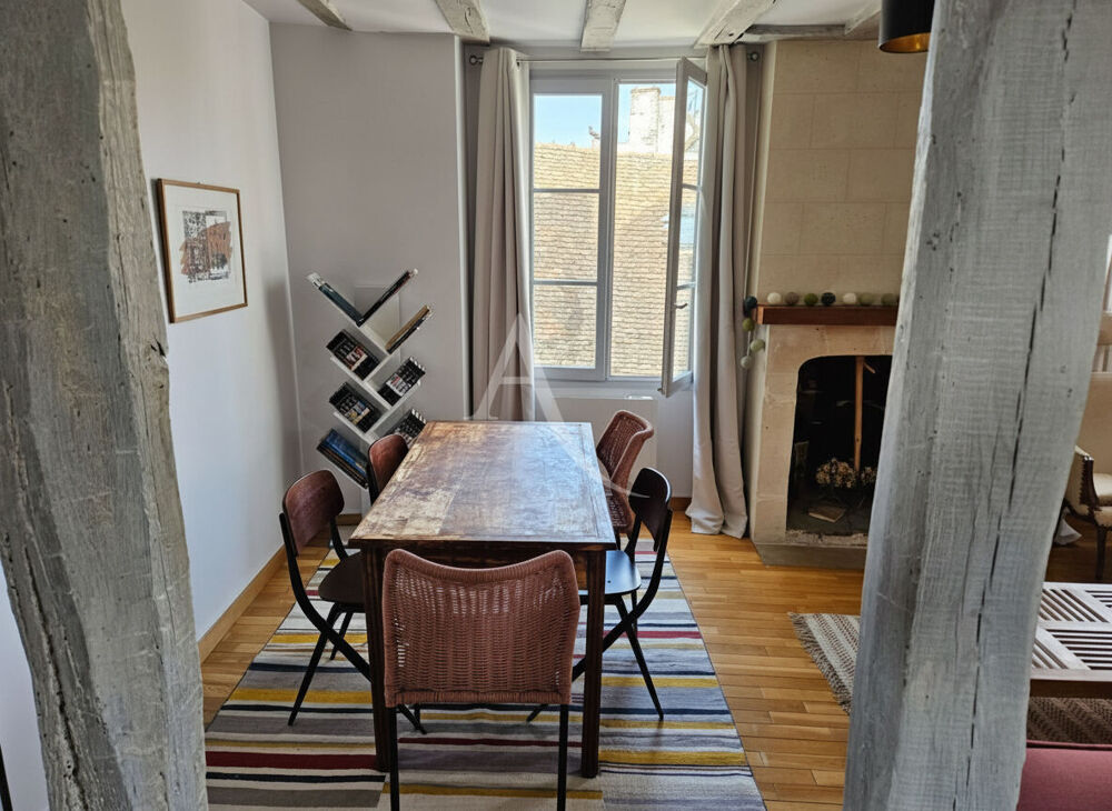 APPARTEMENT DUPLEX DE 77 m² À VENDRE À SAINT AIGNAN SUR CHER