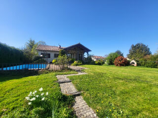  Maison  vendre 9 pices 170 m