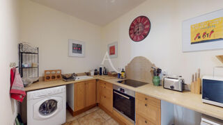  Immeuble à vendre 7 pièces 185 m²