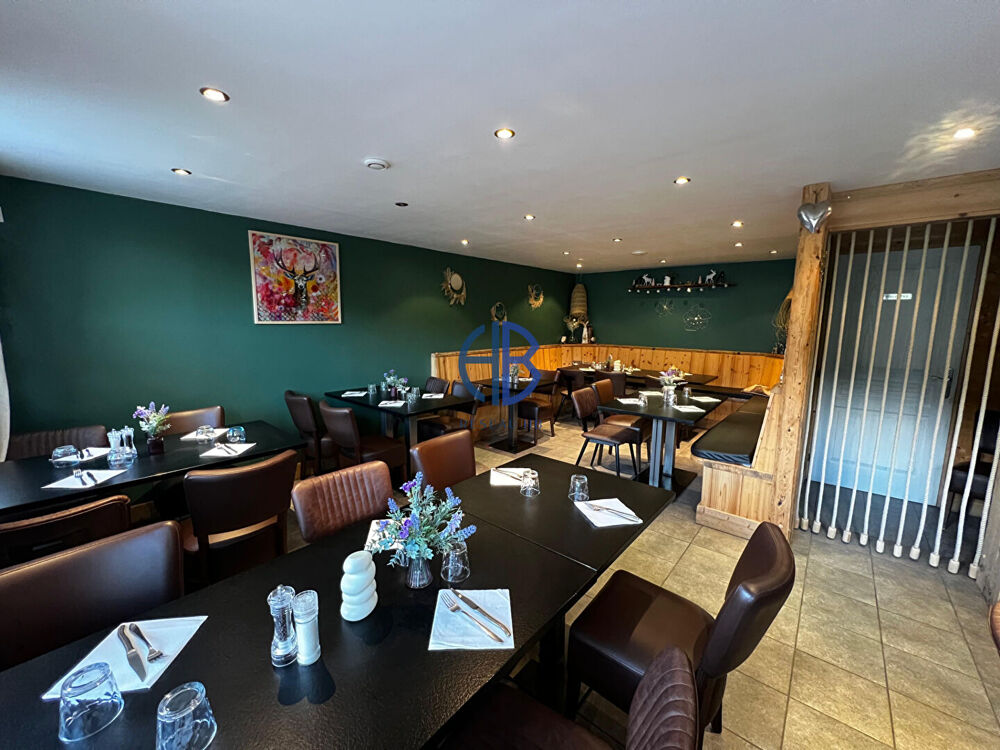   local commercial de restaurant  mur et fonds de commerce Albiez montrond