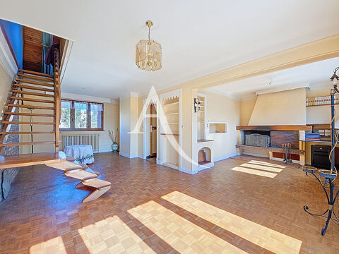   � VENDRE Maison 8 Pi�ces avec Appartement 2 pi�ces VERRIERES LE BUISSON Maison - 8 pi�ce(s) - 169 m�