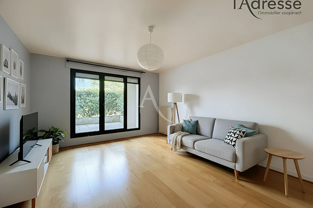 Vente Appartement Centre Suresnes - 2 pièces avec terrasse/jardin - cave - parking en sus Suresnes
