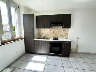  Maison  louer 2 pices 32 m