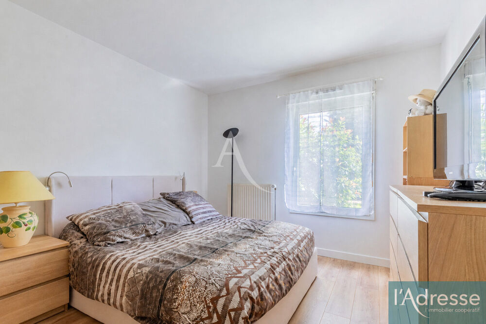 Appartement 2 pièces de 53m² entièrement refait avec extérieur