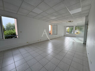  Immeuble � vendre 13 pi�ces 223 m�