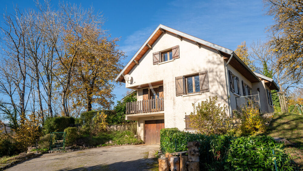 Maison 7 pièces 117 m² · à Lect · 117 m² · 299 900 €