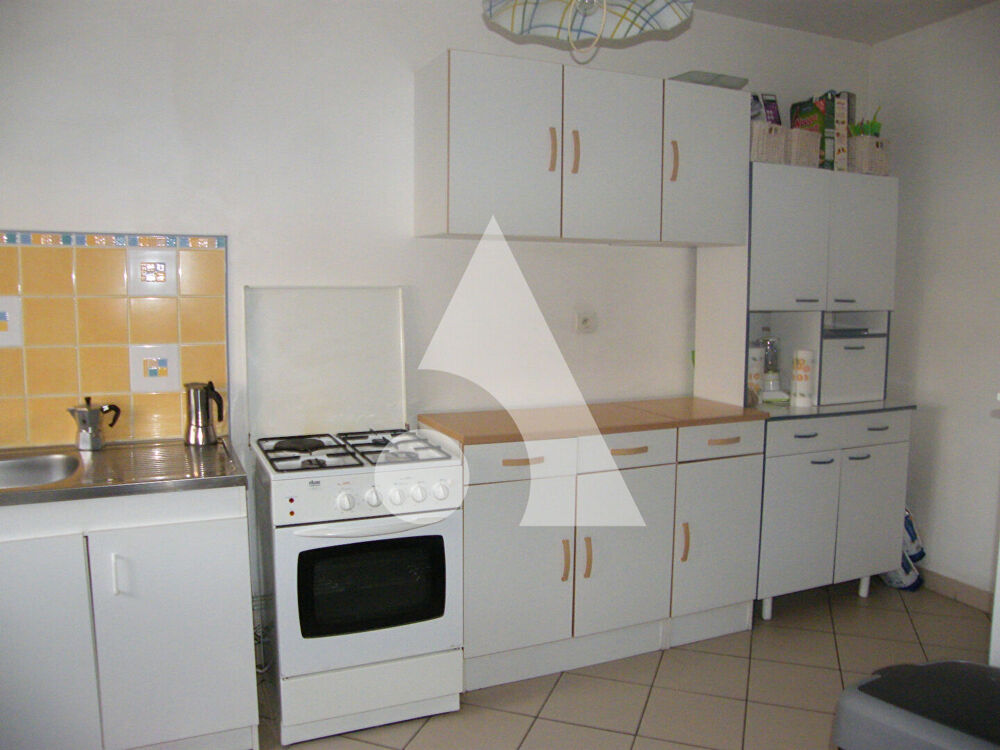 Location Maison Maison en plain pied 1 chambre avec terrasse et  jardin Quiery la motte