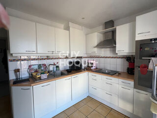  Appartement  vendre 5 pices 85 m