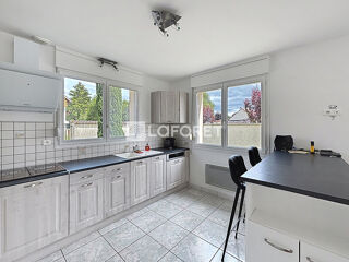  Maison à louer 6 pièces 150 m²