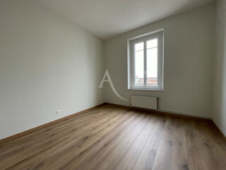  Appartement � louer 3 pi�ces 79 m�