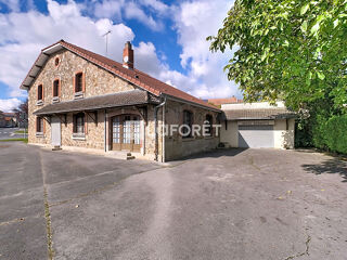  Maison à vendre 9 pièces 226 m²